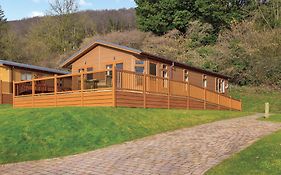 Cheddar Woods Resort And Spa